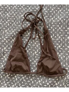 Belle the Label / Belle Anna Maris Top in Carob